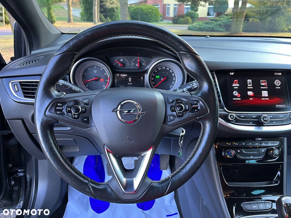 Opel Astra 1.4 Turbo Business - 14