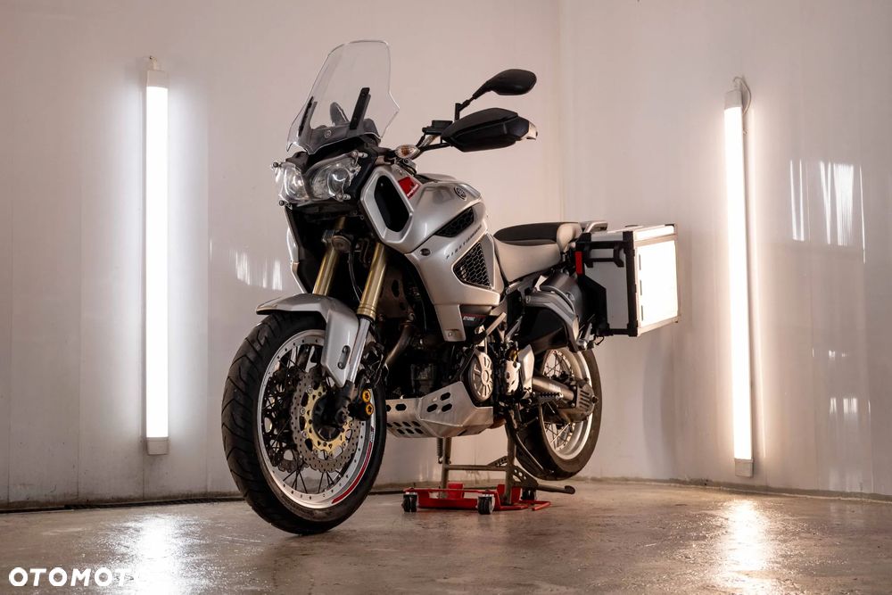 Yamaha XTZ - 1