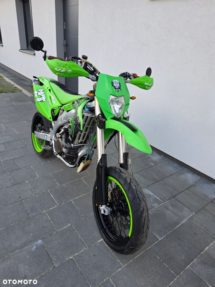 Kawasaki KX - 6