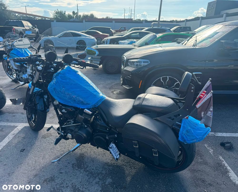 Yamaha Raider - 32