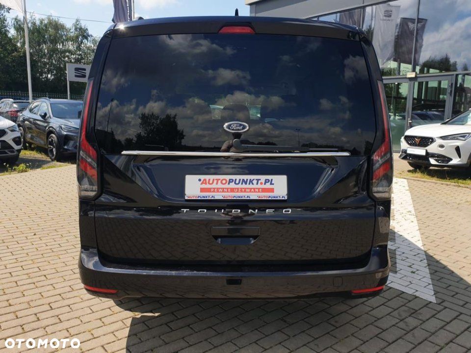 Ford Tourneo Connect - 4