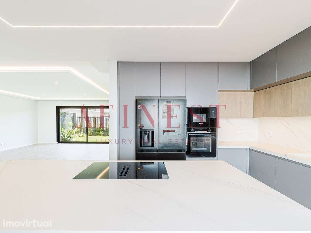 MORADIA T4+1 NO ARNEIRO - CARCAVELOS - PRONTA A HABITAR! - Grande imagem: 5/60