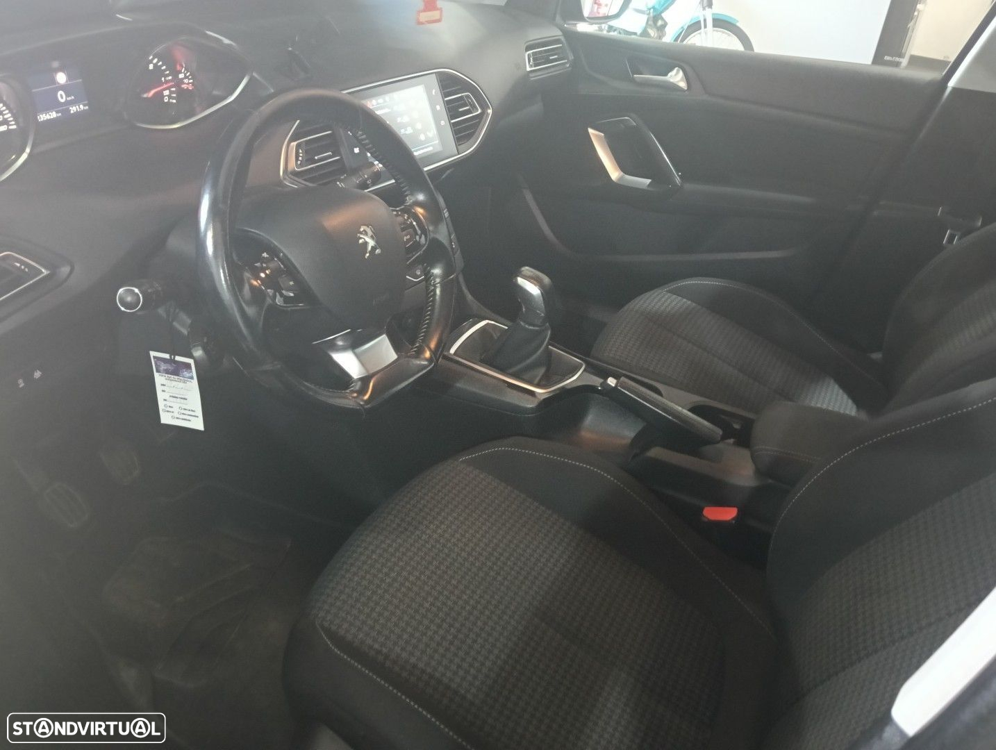 Peugeot 308 SW 1.6 BlueHDi Active - 10