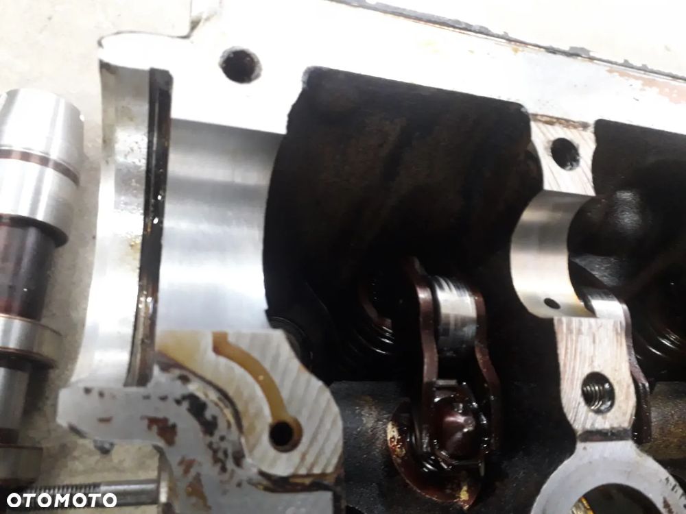 głowica 06F103373 A6 C6 2.0 FSI TFSI BPJ - 2