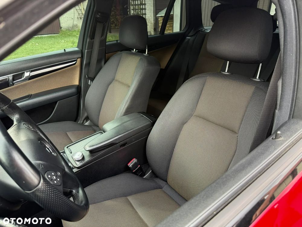 Mercedes-Benz Klasa C 200 CDI DPF (BlueEFFICIENCY) - 8