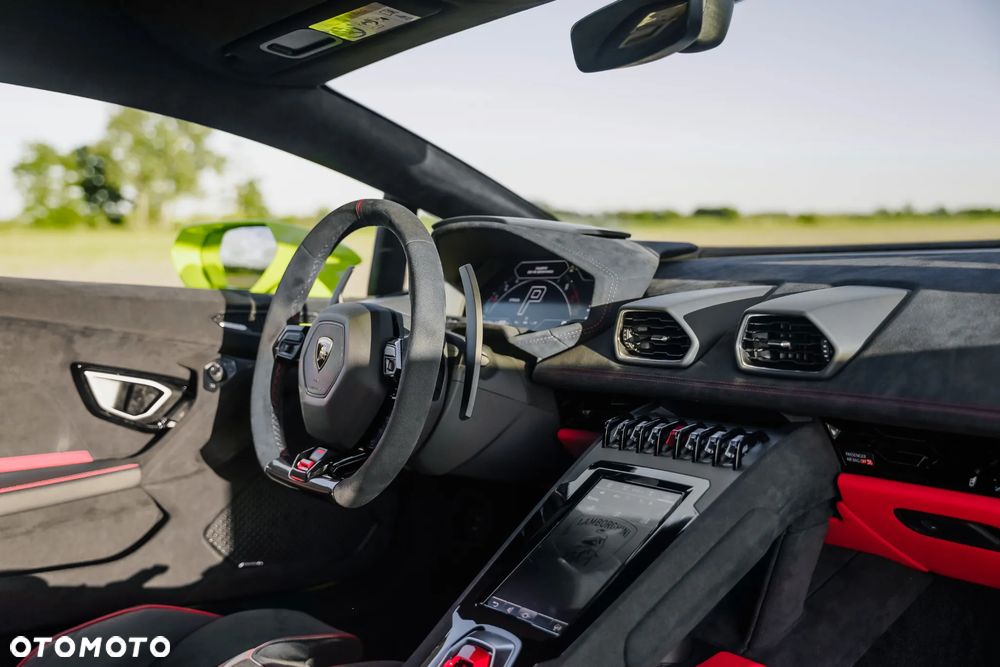 Lamborghini Huracan - 26