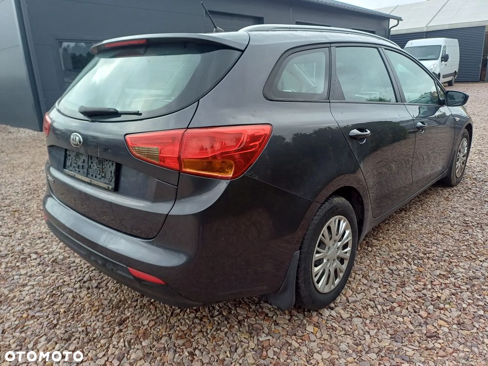 Kia Ceed Cee'd 1.4 L - 6