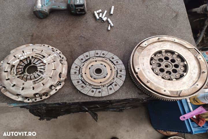 Kit ambreiaj N47D20C 764123302 21217641232 8605090 BMW Seria 3 E90 [2 - 1