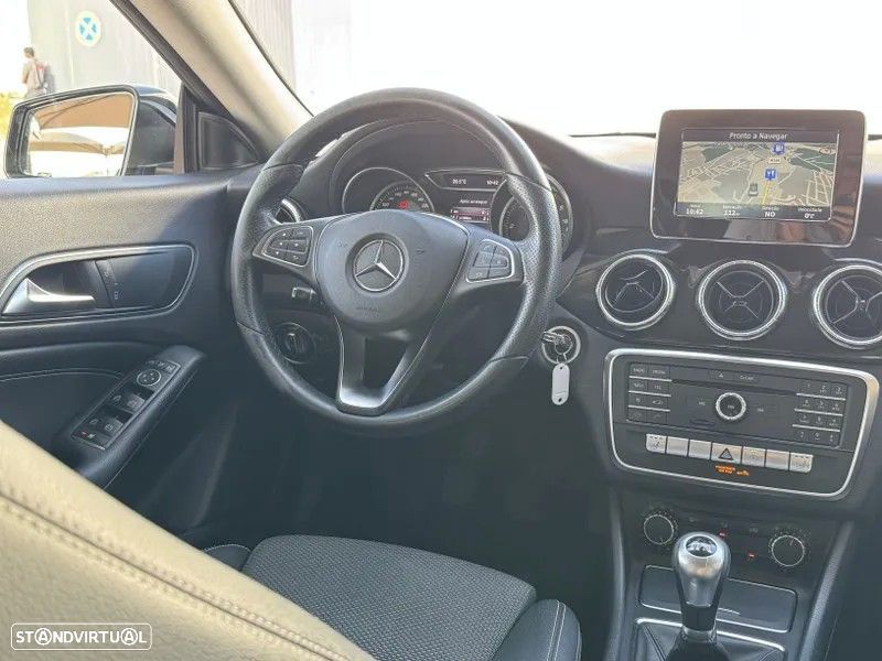 Mercedes-Benz CLA 180 d Shooting Brake Fleet Pack Plus - 21