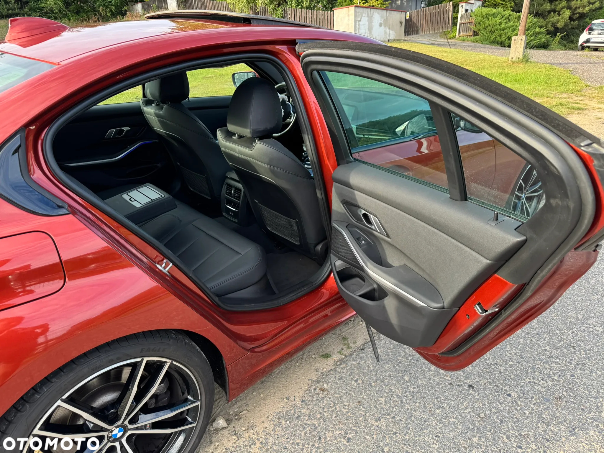 BMW Seria 3 330i M Sport - 22