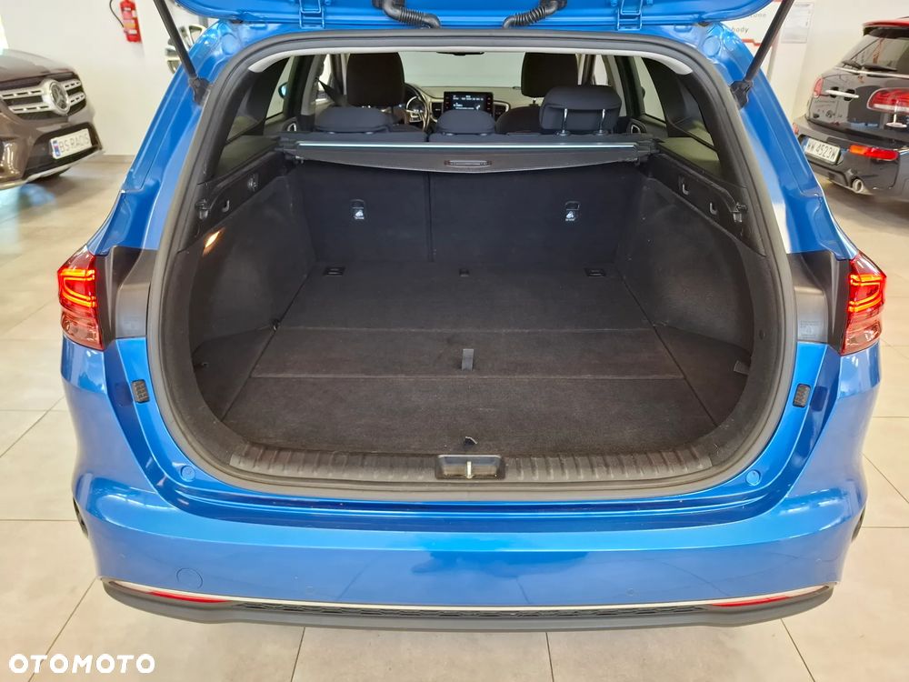 Kia Ceed 1.6 CRDi mHEV M - 17