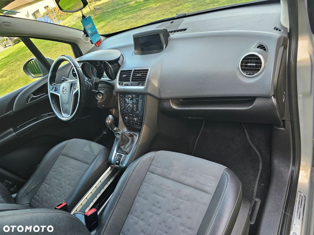 Opel Meriva 1.4 T Cosmo - 27