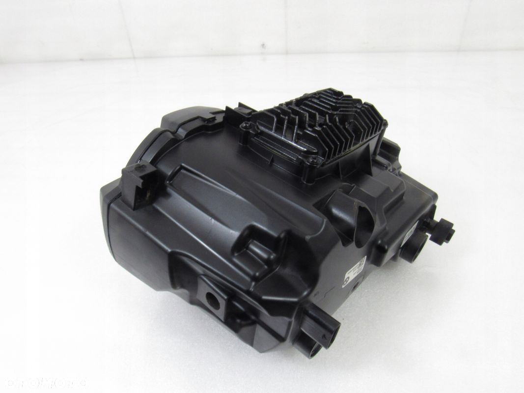 Lampa przód / reflektor BMW R 1250 GS - 11