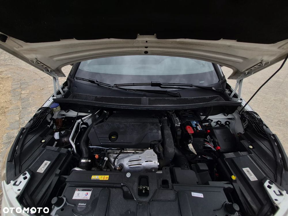 Peugeot 3008 PureTech 180 Stop & Start GPF EAT8 GT - 30