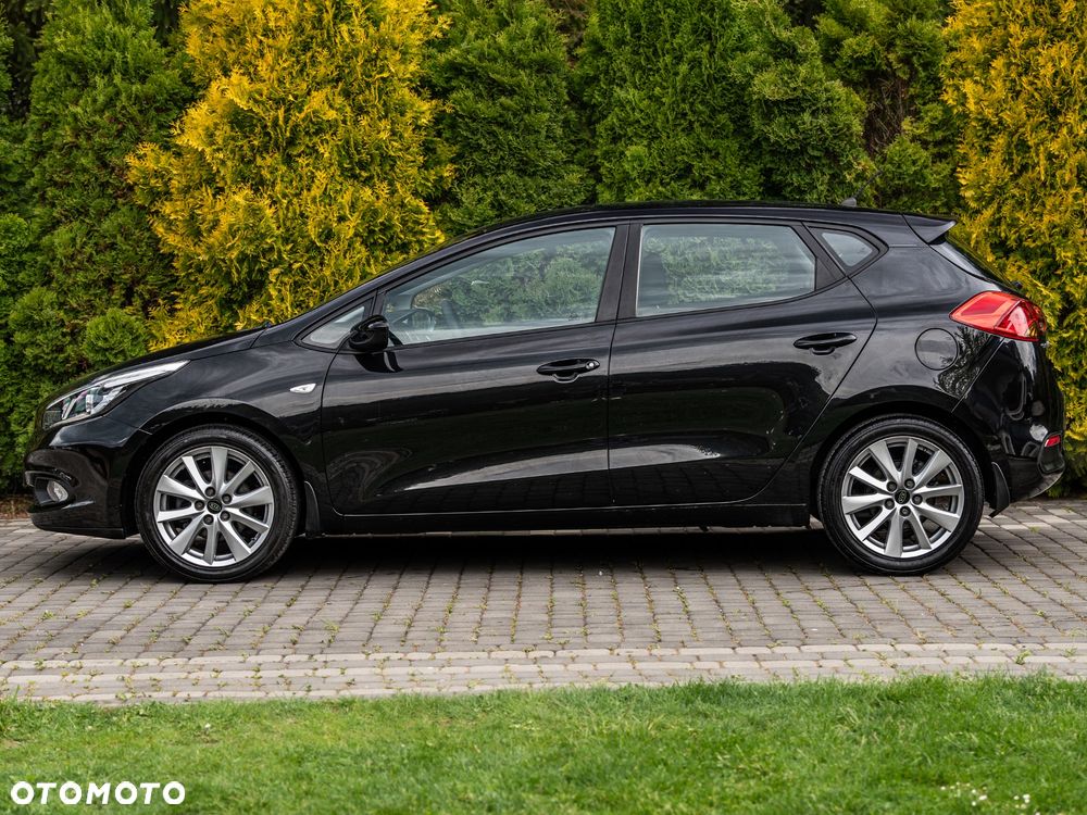 Kia Ceed 1.6 GDI Spirit - 6