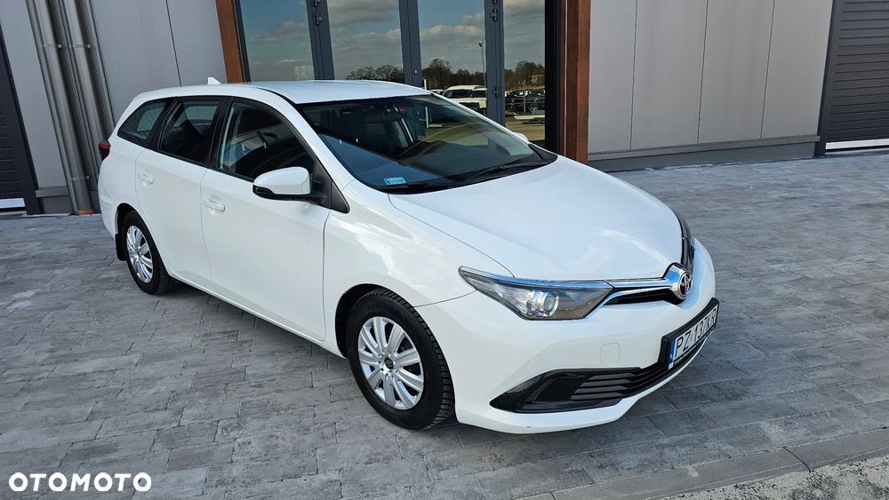 Toyota Auris 1.33 VVT-i Active - 1