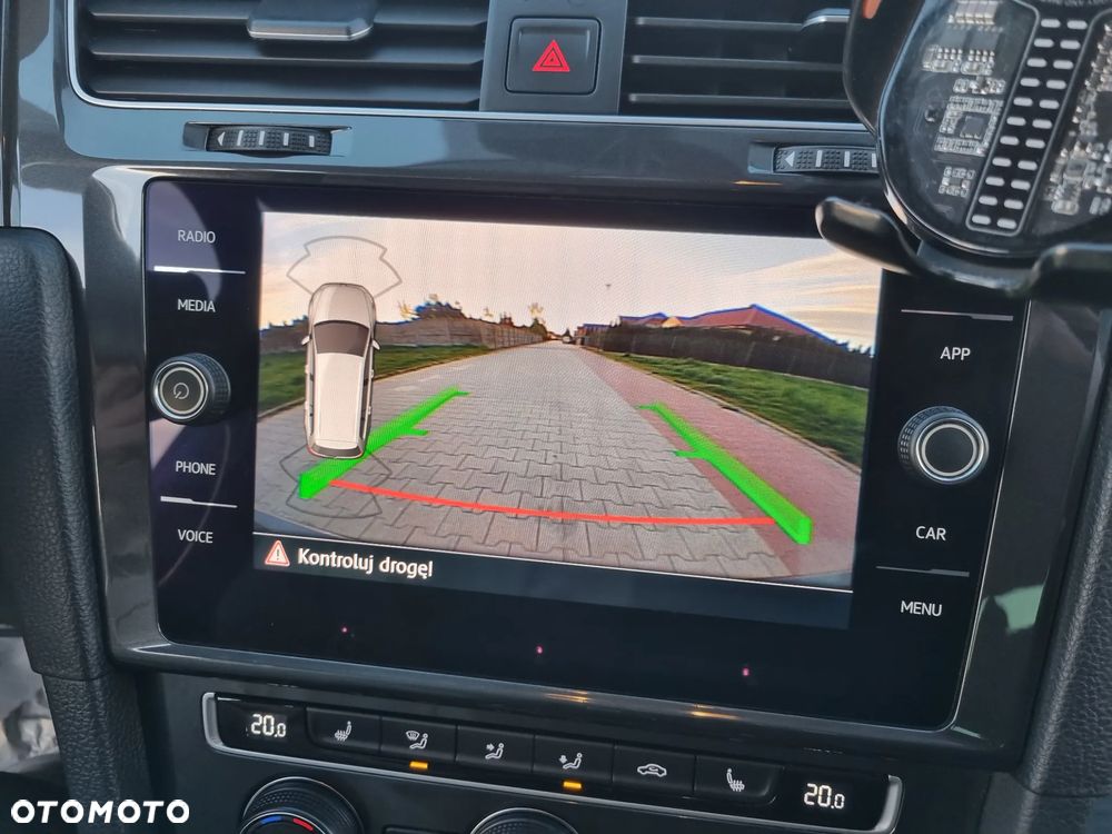 Volkswagen Golf 2.0 TDI SCR DSG R-Line - 14