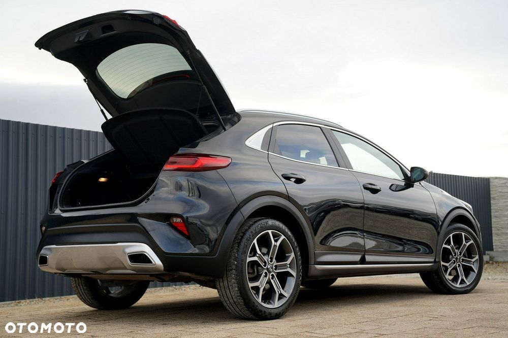 Kia XCeed - 13