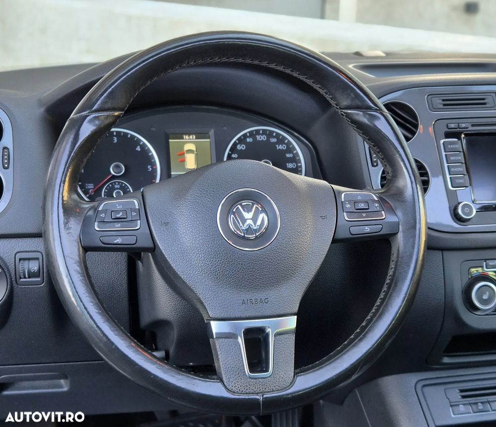 Volkswagen Tiguan - 5