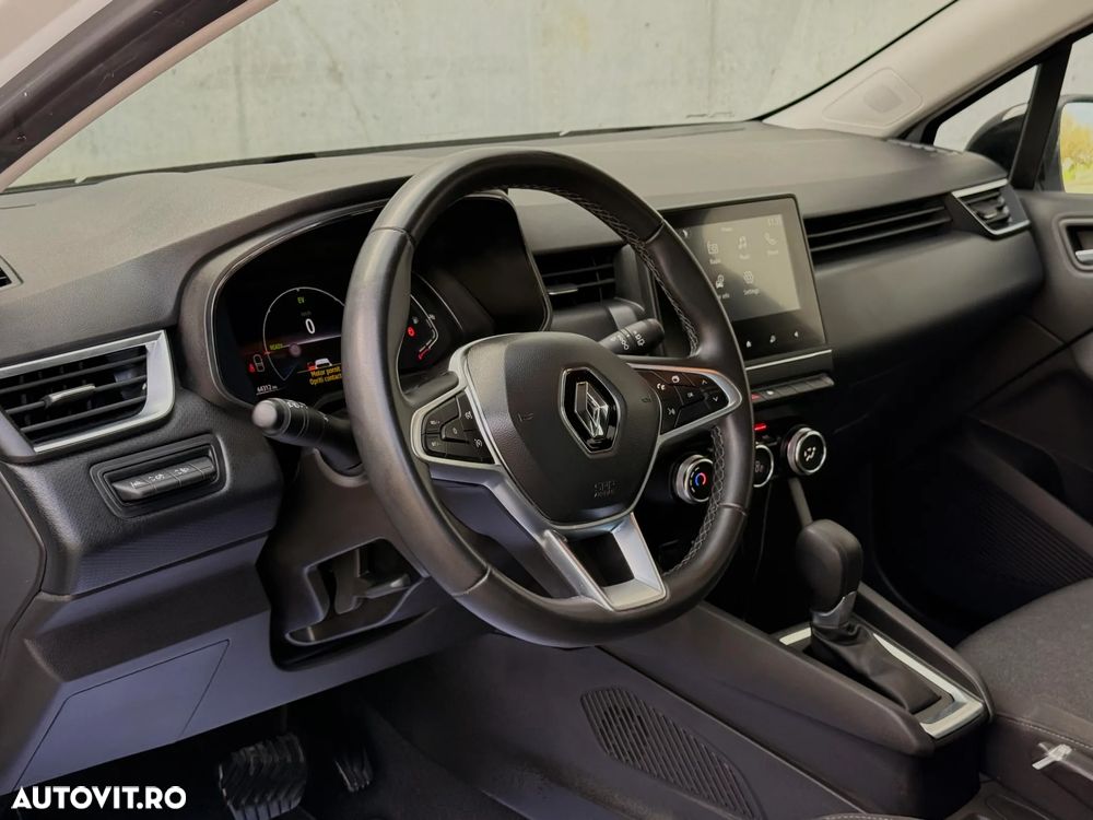 Renault Clio V full hybrid 145 Techno - 17