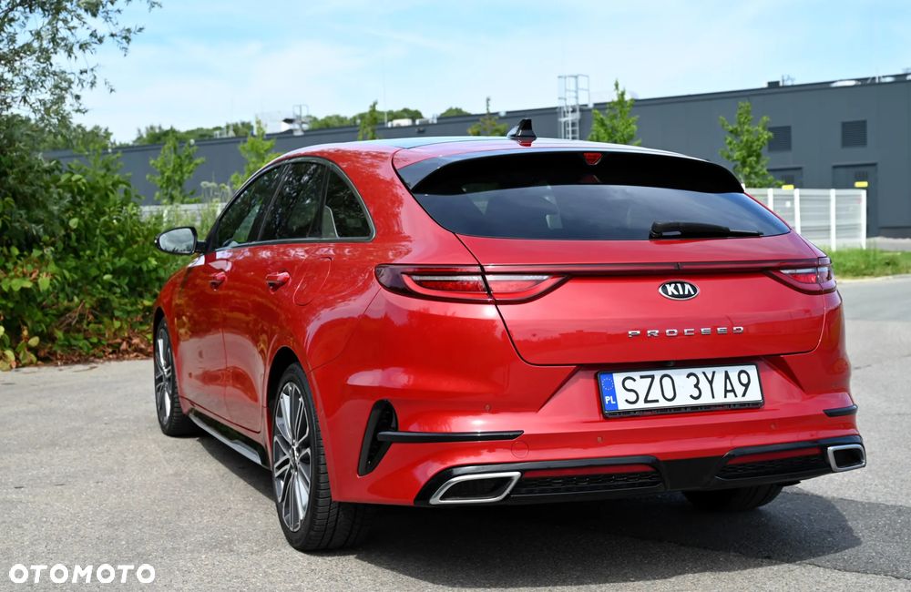 Kia ProCeed - 21