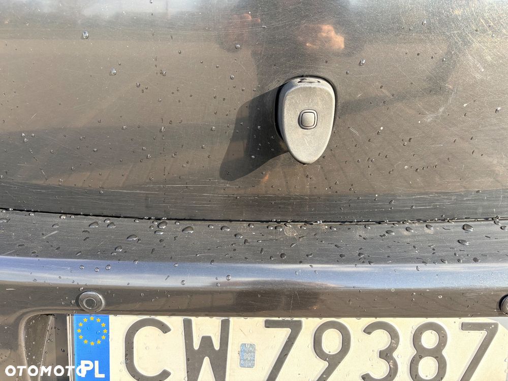 Toyota Yaris 1.3 Sol - 5