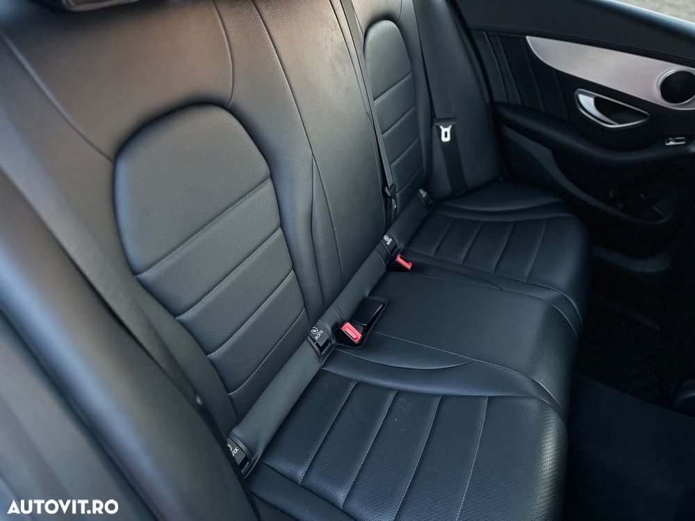 Mercedes-Benz C 220 (BlueTEC) d 7G-TRONIC AMG Line - 13