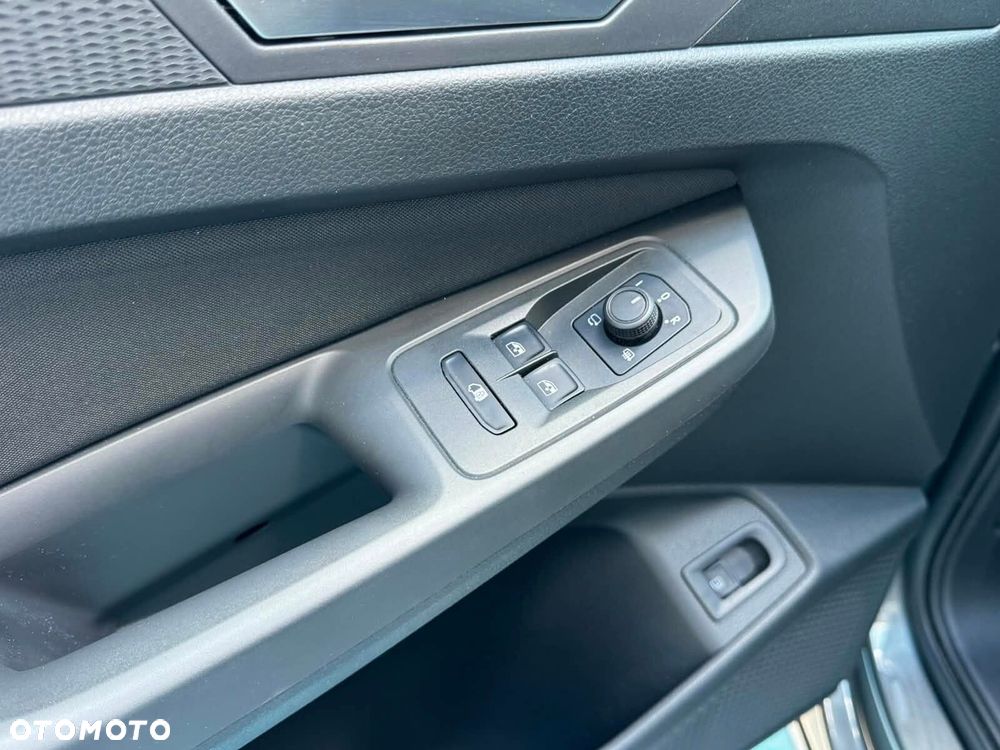 Ford transit-connect Van Limited - 28