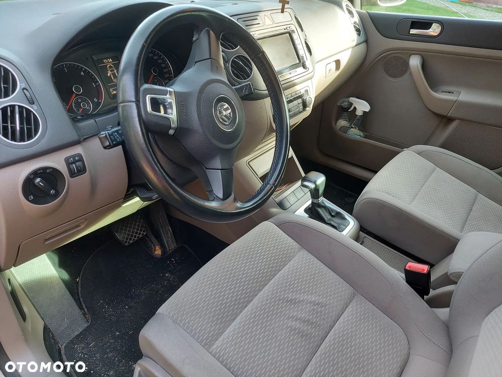 Volkswagen Golf Plus - 8