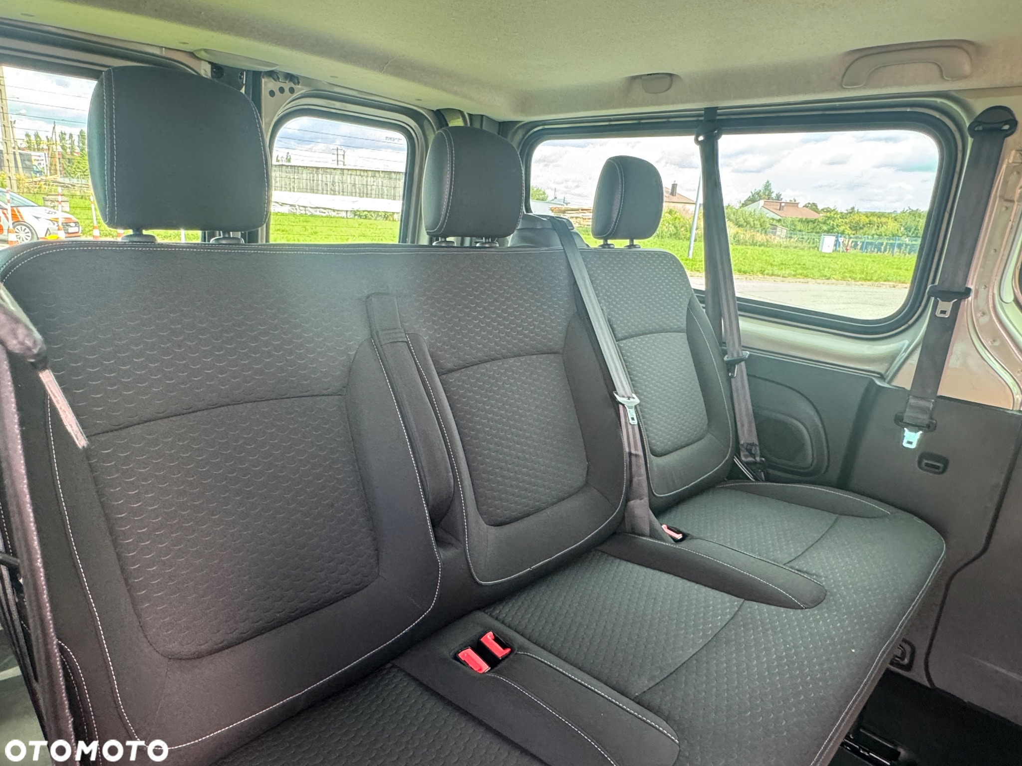 Opel Vivaro - 21