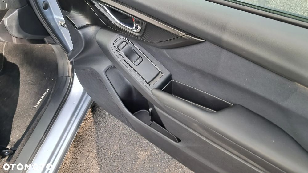 Subaru Impreza 2.0i Lineartronic Sport - 29