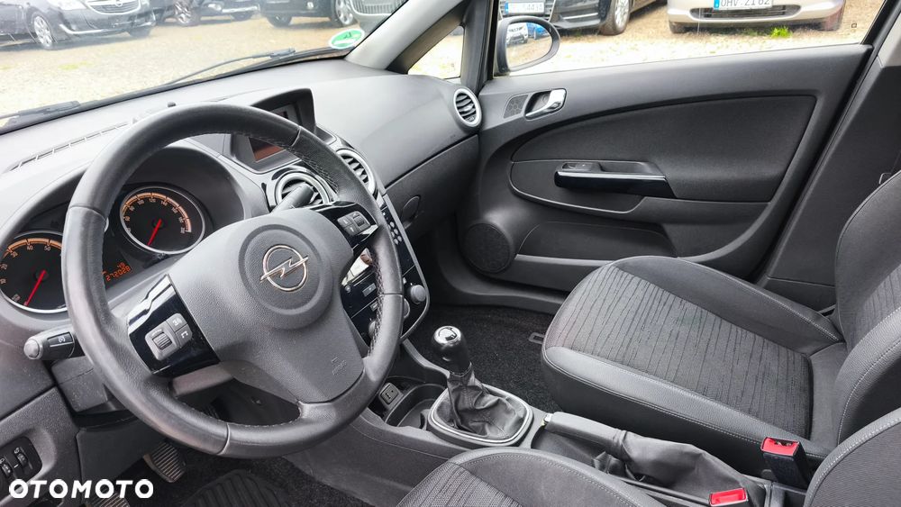 Opel Corsa - 16