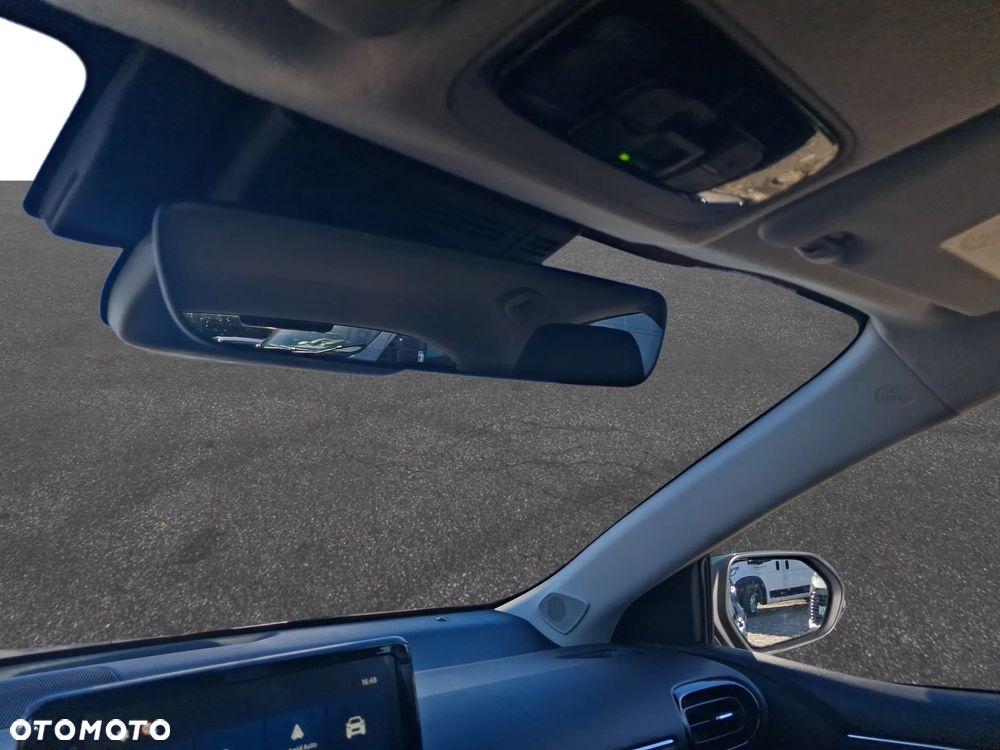 Toyota Yaris Hybrid 1.5 Style - 31