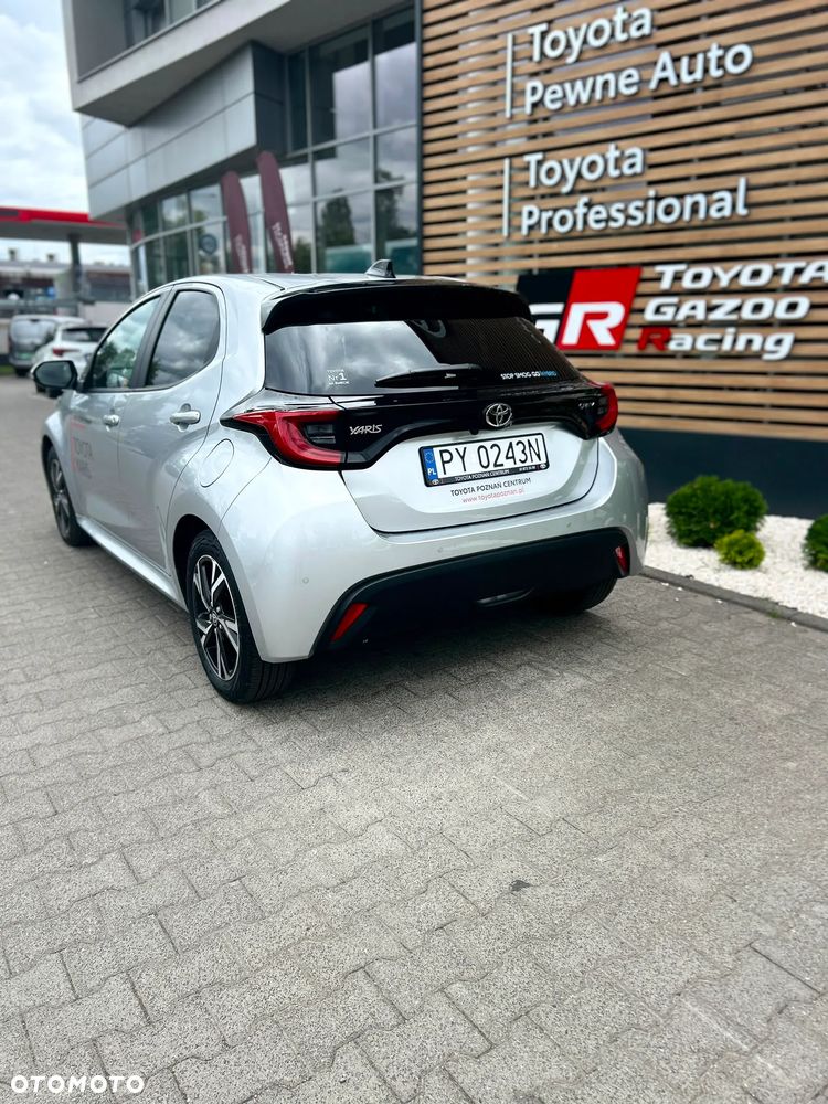 Toyota Yaris Hybrid 1.5 Style - 8