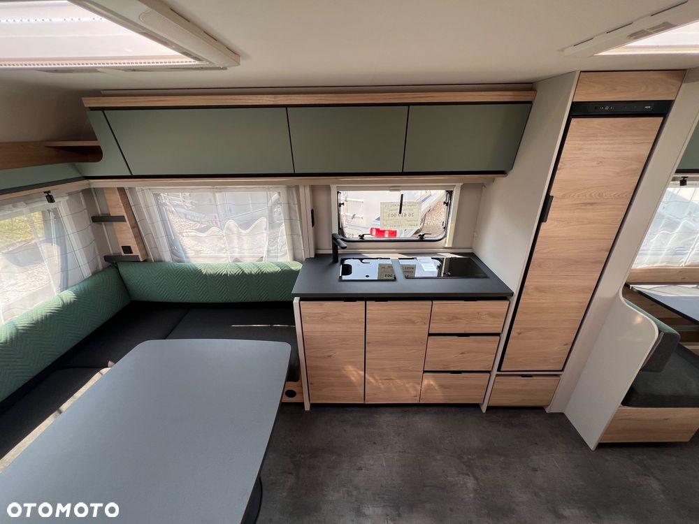Dethleffs Camper 730FKR - 10