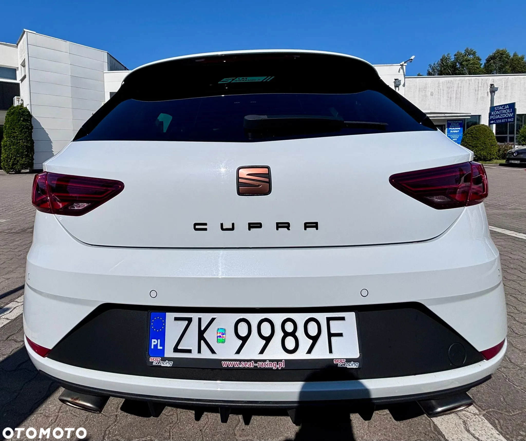Seat Leon 2.0 TSI Cupra S&S DSG - 2