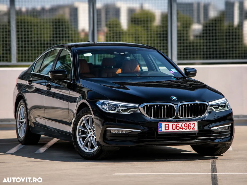 BMW Seria 5 520i AT - 2