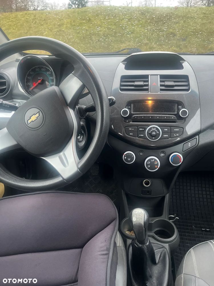 Chevrolet Spark 1.0 LS - 7