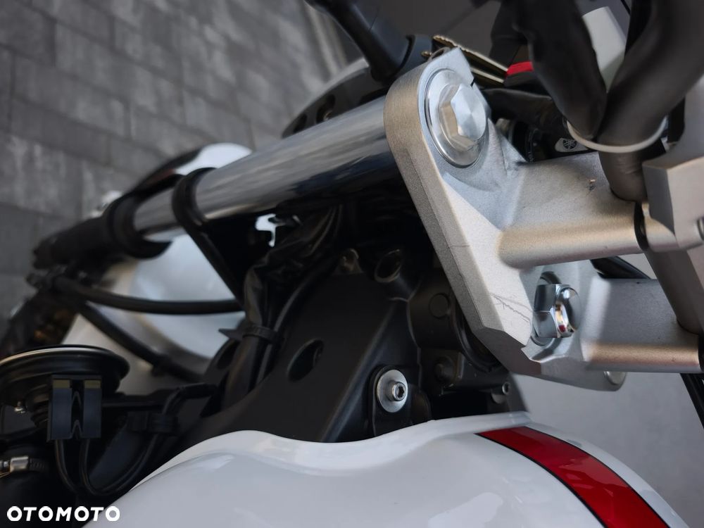 Yamaha FZ6 - 28