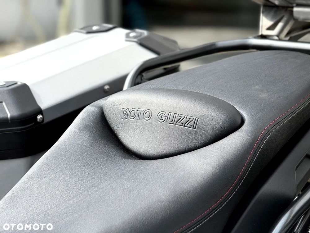 Moto Guzzi V85 - 39