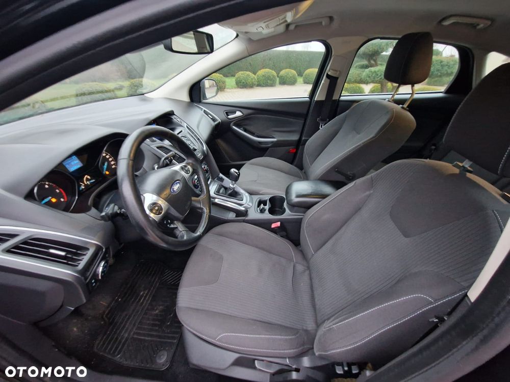 Ford Focus 1.6 TDCi DPF Titanium - 6