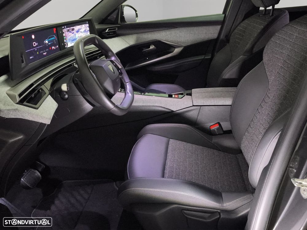 Peugeot 5008 Hybrid 145 e-DSC6 Allure - 13