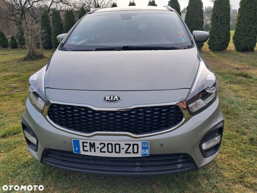 Kia Carens 1.7 CRDi 115 Dream Team Edition - 8
