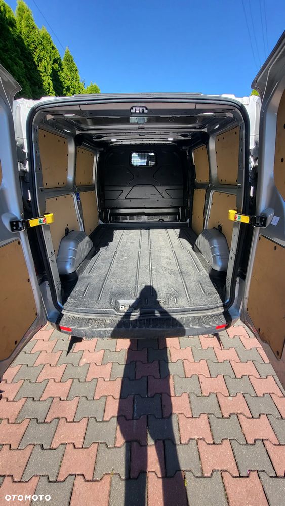 Ford Transit Custom - 9