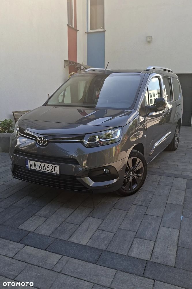 Toyota Proace City Verso Long 1.2 D-4T Business - 3
