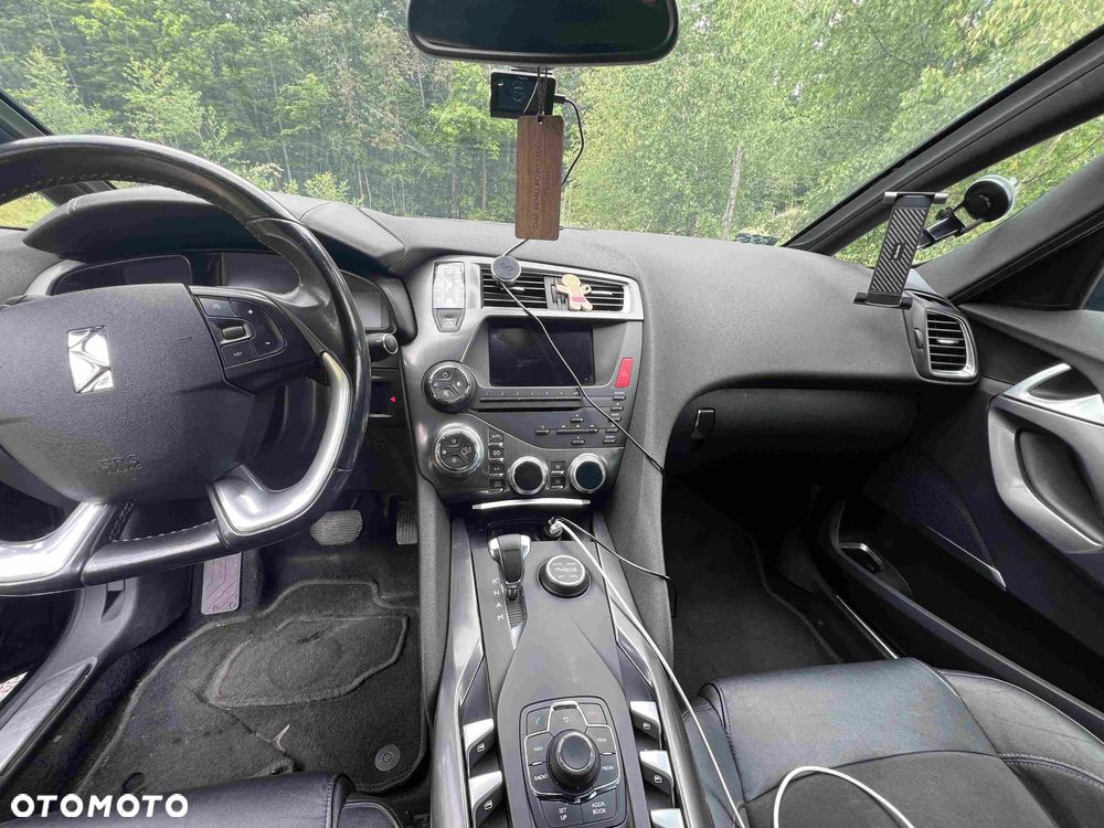 Citroën DS5 2.0 HDi Hybrid4 Pure Pearl MCP - 8
