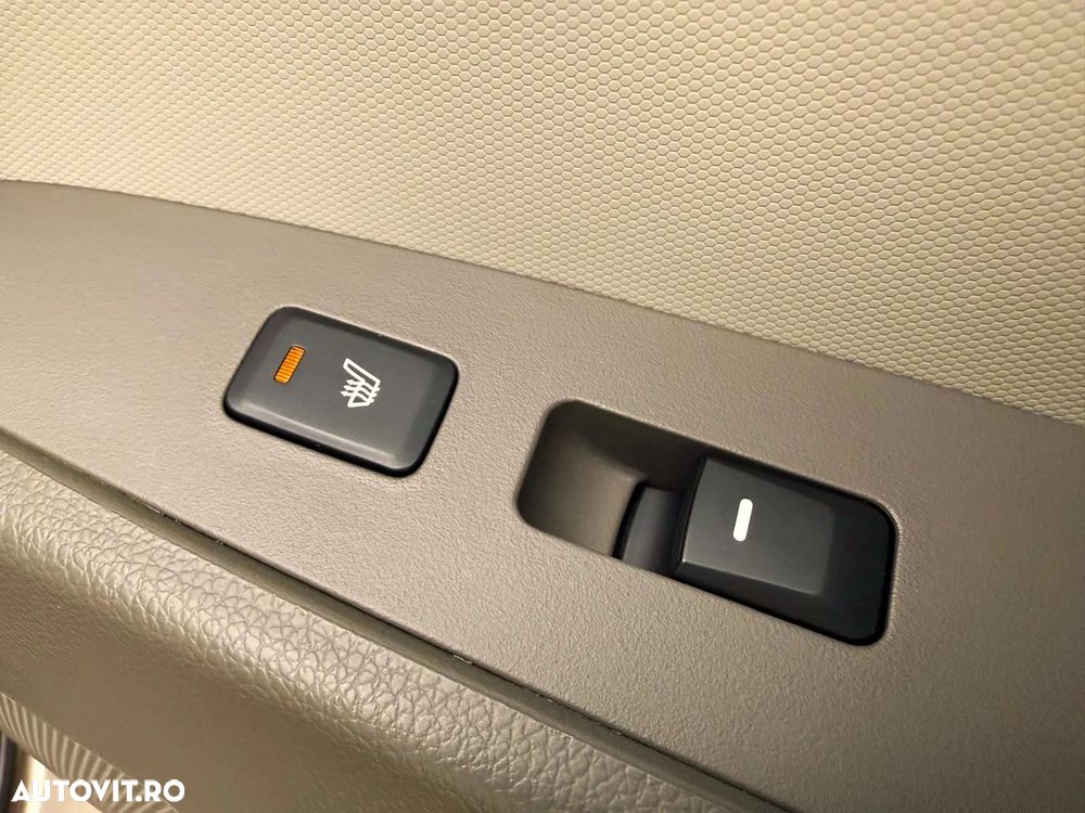 Kia Sportage 2.0 CRDI AWD Aut. Spirit - 23