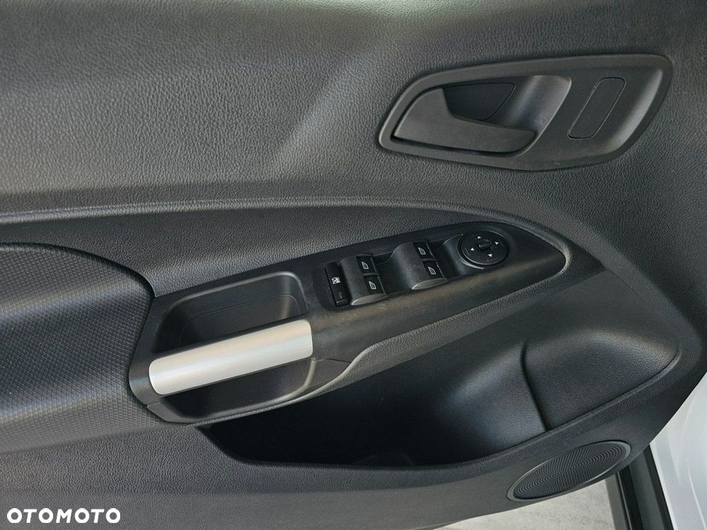 Ford Tourneo Connect Grand - 11