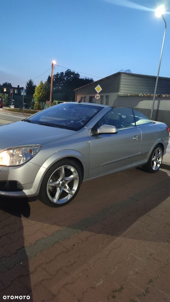 Opel Astra 1.9 CDTI Cosmo - 5