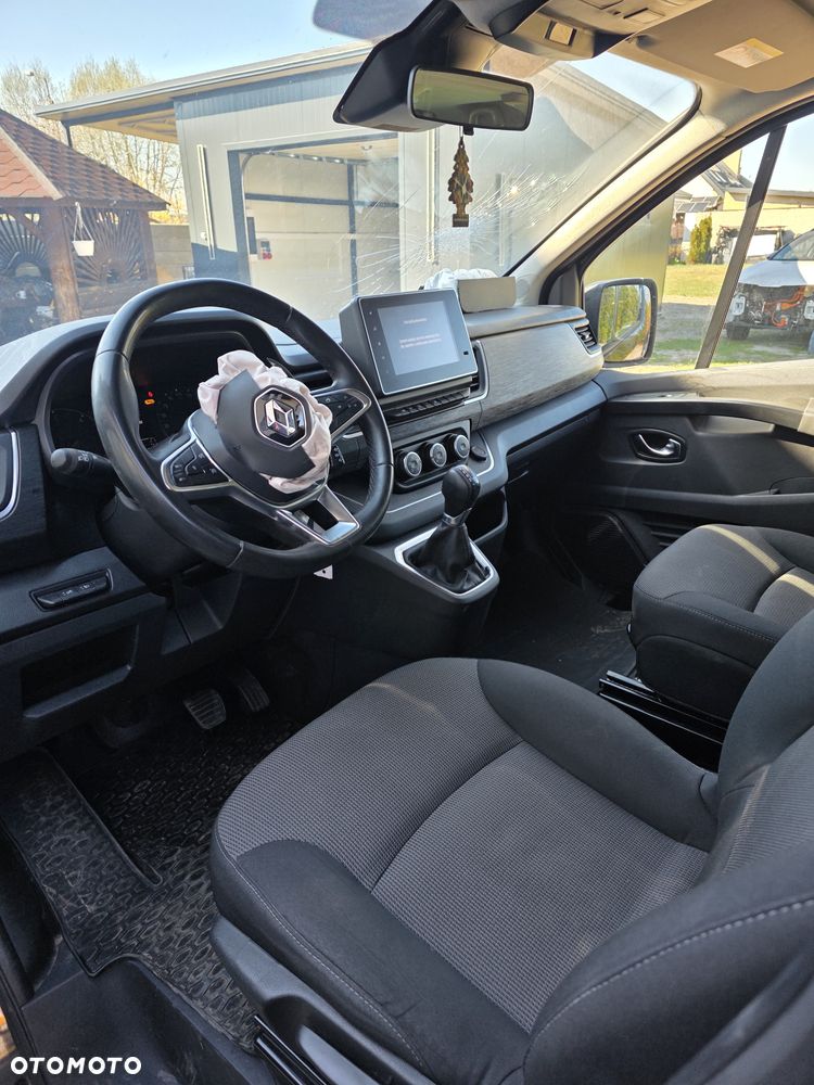 Renault Trafic 2.0 dCi EDC - 5